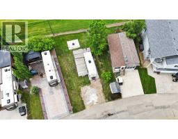5007, 25054 South Pine Lake Road, Rural Red Deer County, AB T0M1R0 Photo 10