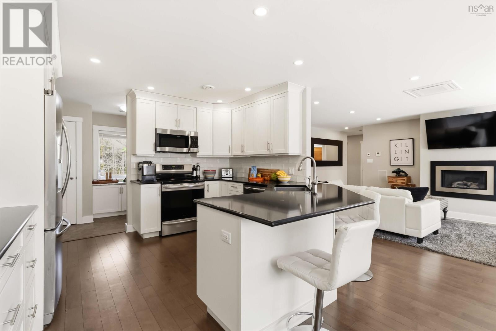 60 Danica Drive - 22