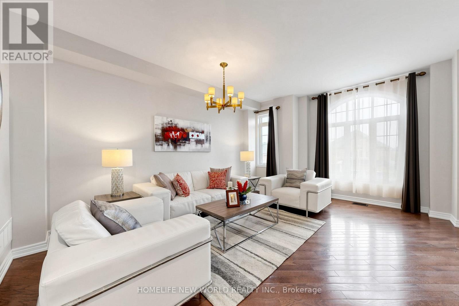 208 HUNTING RIDGES DRIVE - 2