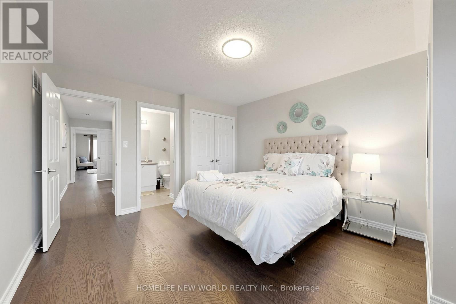 208 HUNTING RIDGES DRIVE - 19
