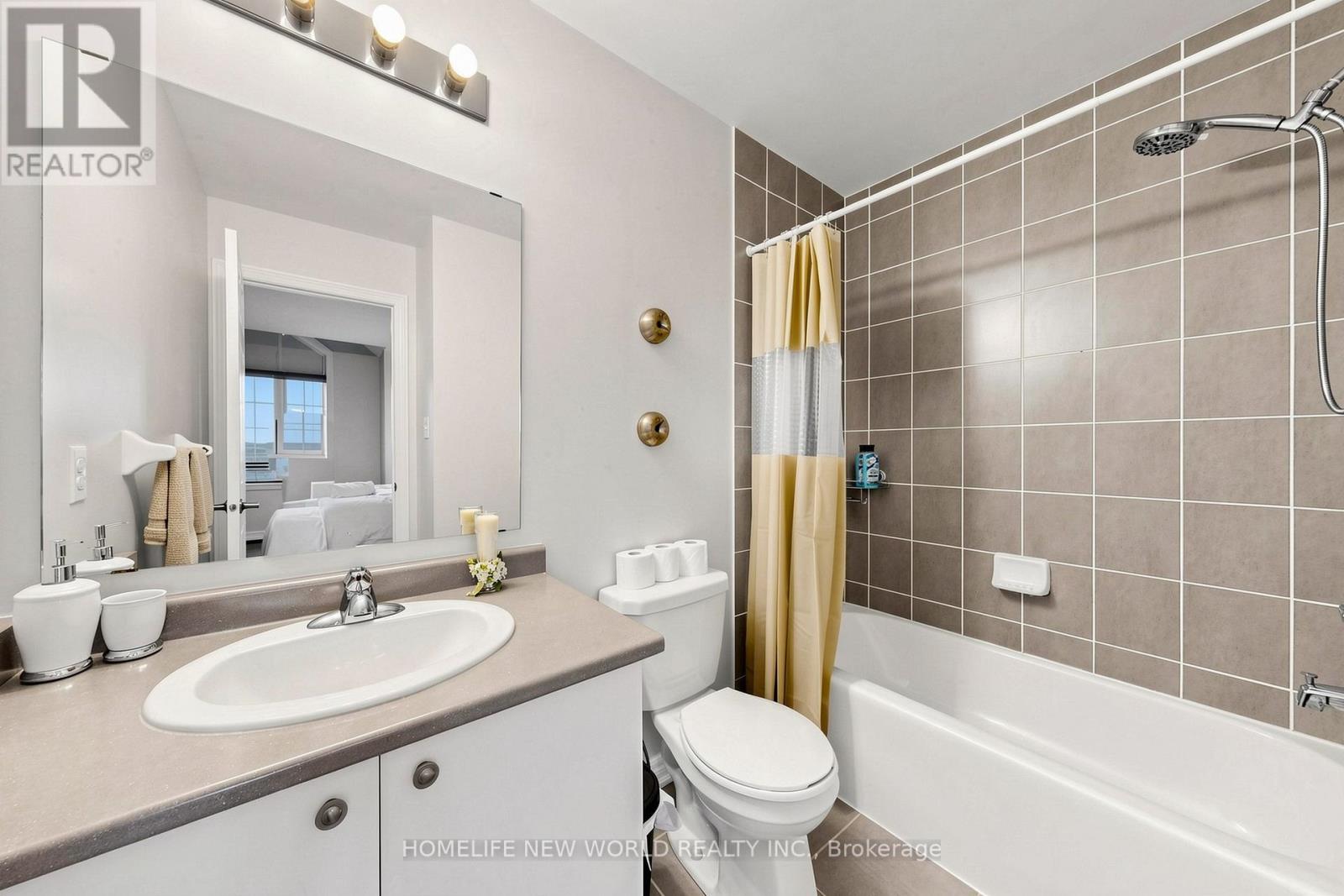 208 HUNTING RIDGES DRIVE - 18