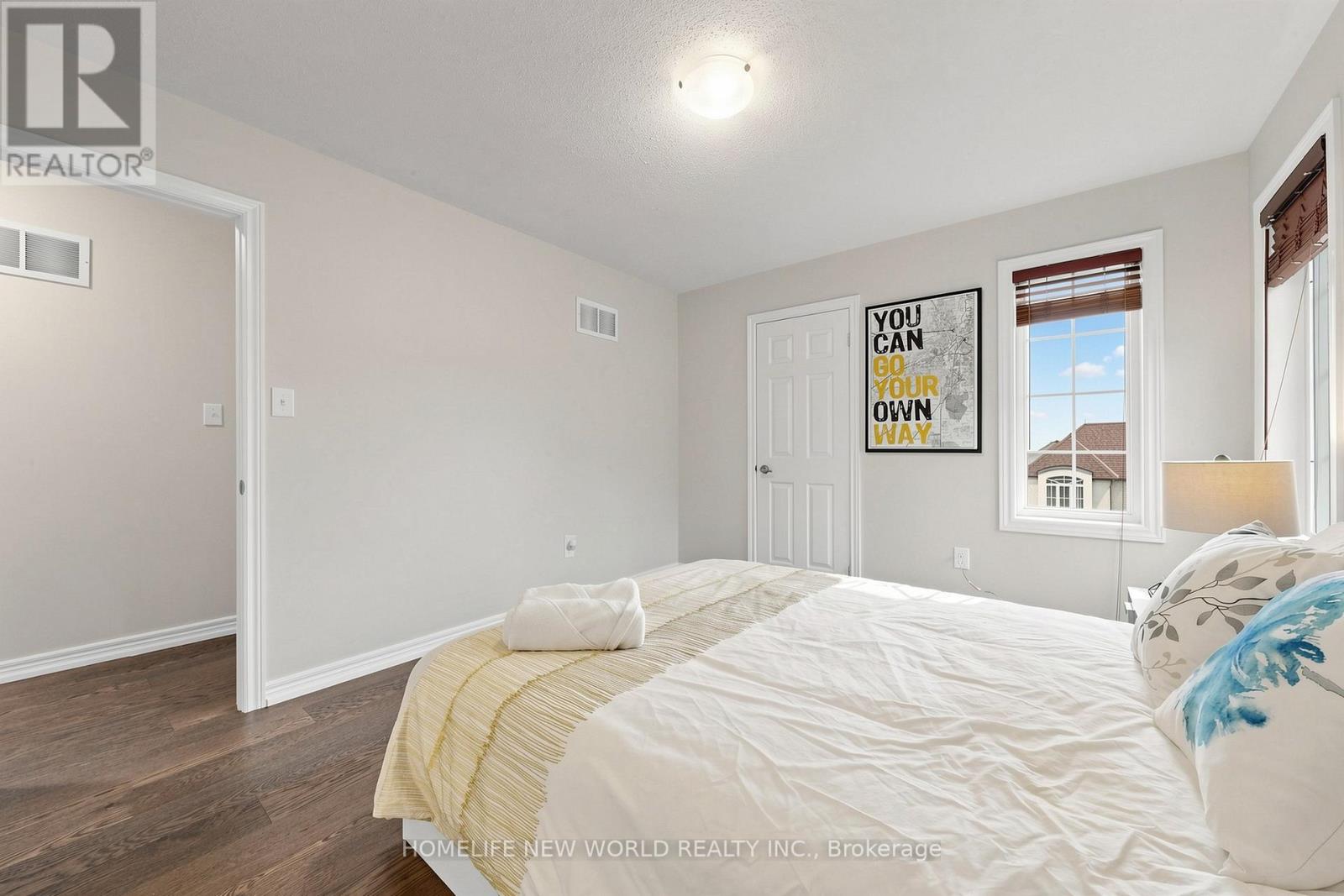 208 HUNTING RIDGES DRIVE - 22