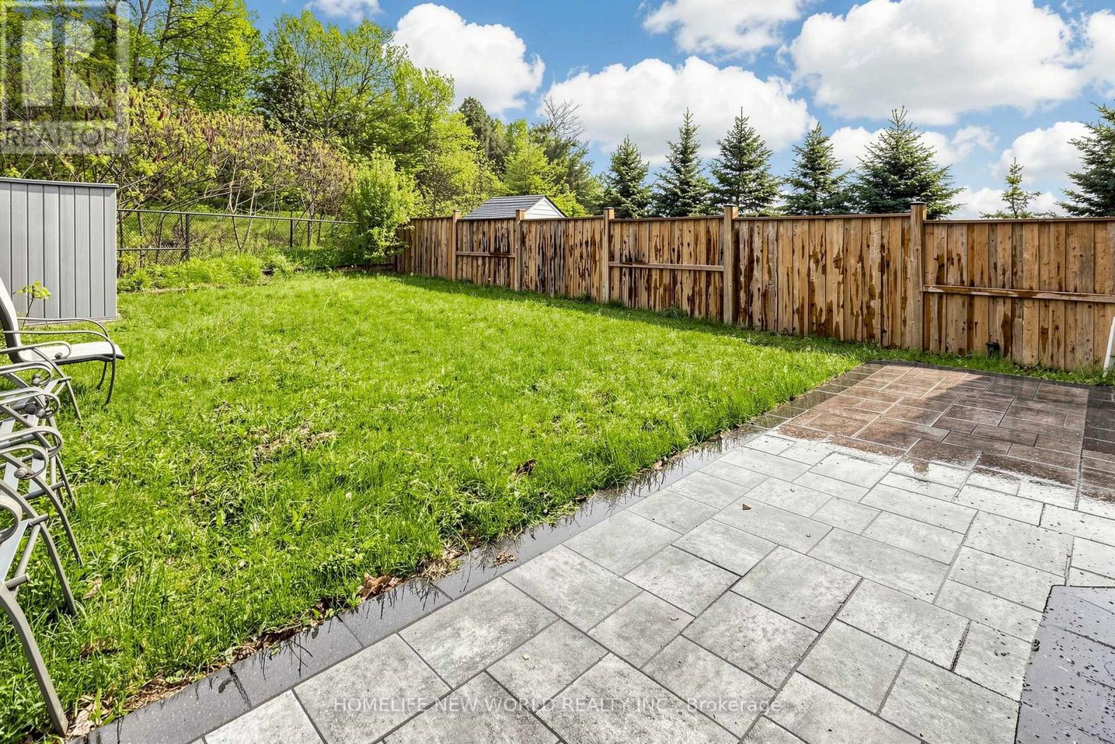208 HUNTING RIDGES DRIVE - 32