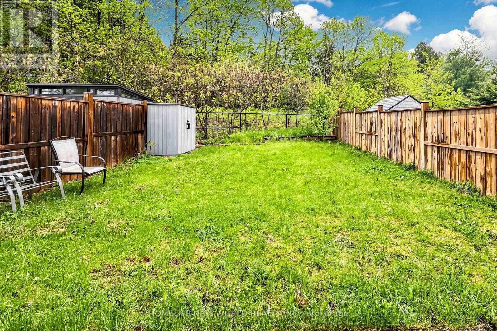 208 HUNTING RIDGES DRIVE - 33