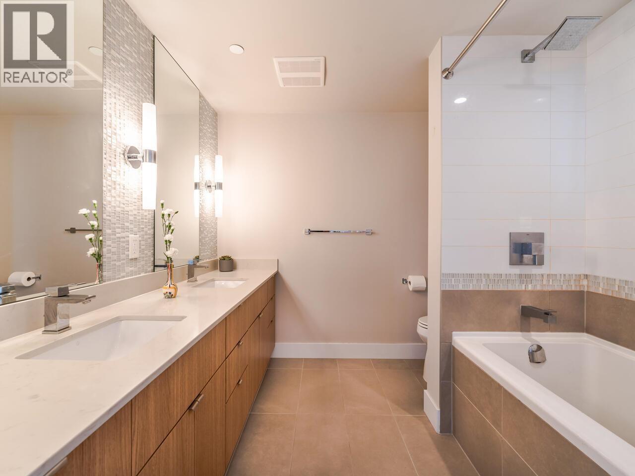 701 159 W 2ND AVENUE, Vancouver