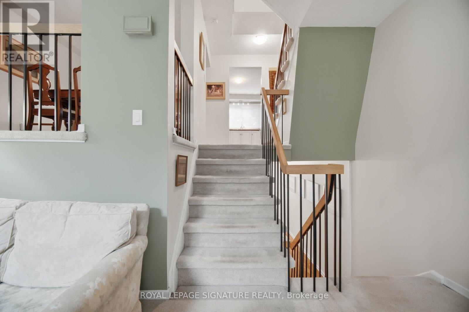 #42 4230 FIELDGATE DRIVE - 12