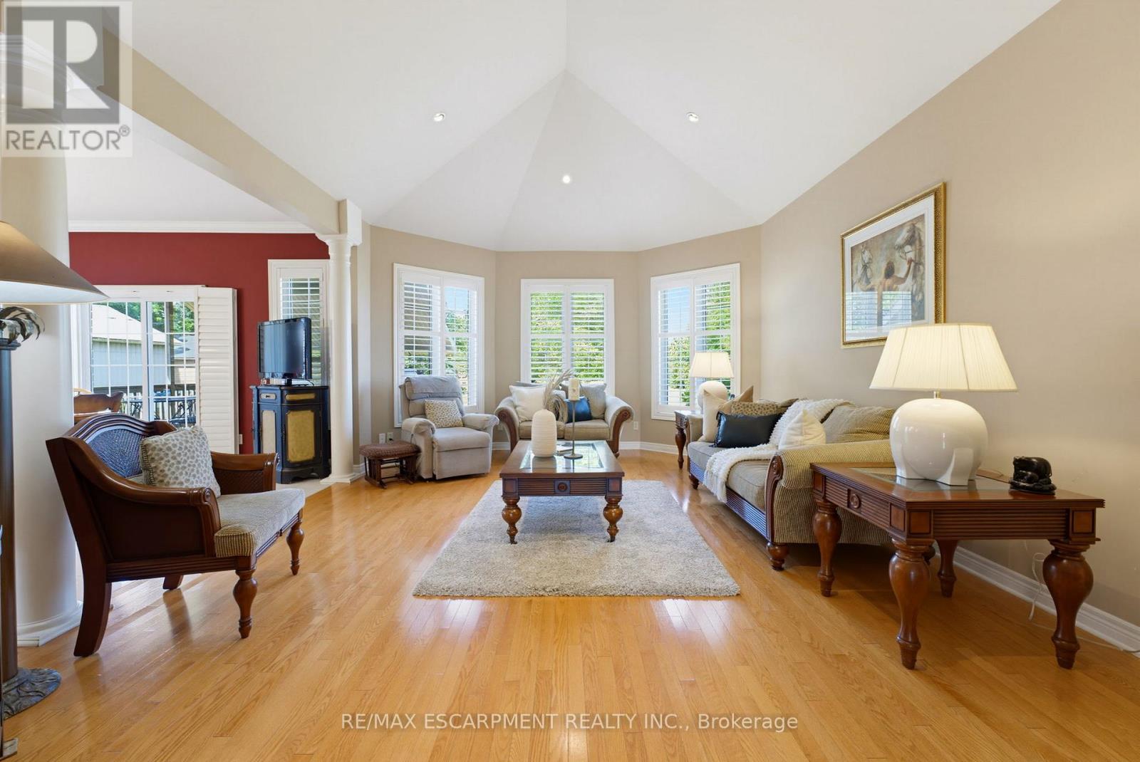 4188 VICTORIA AVENUE - 15