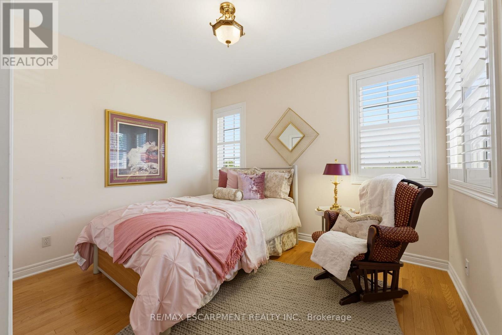 4188 VICTORIA AVENUE - 30