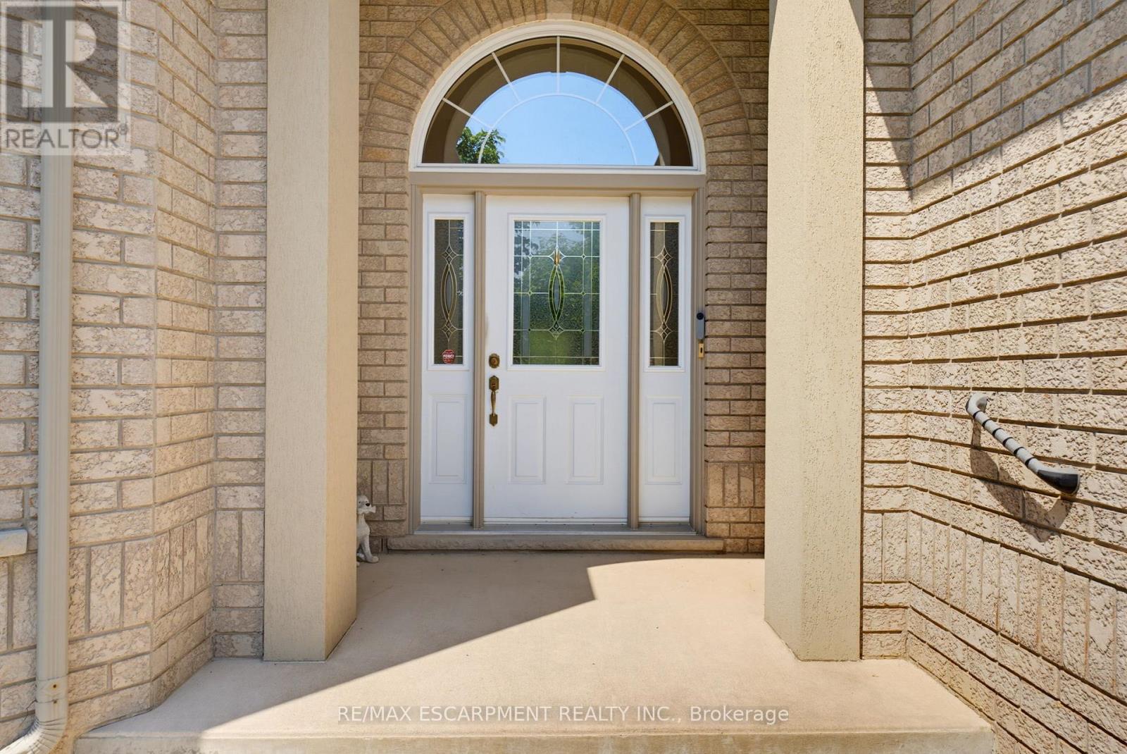 4188 VICTORIA AVENUE - 9