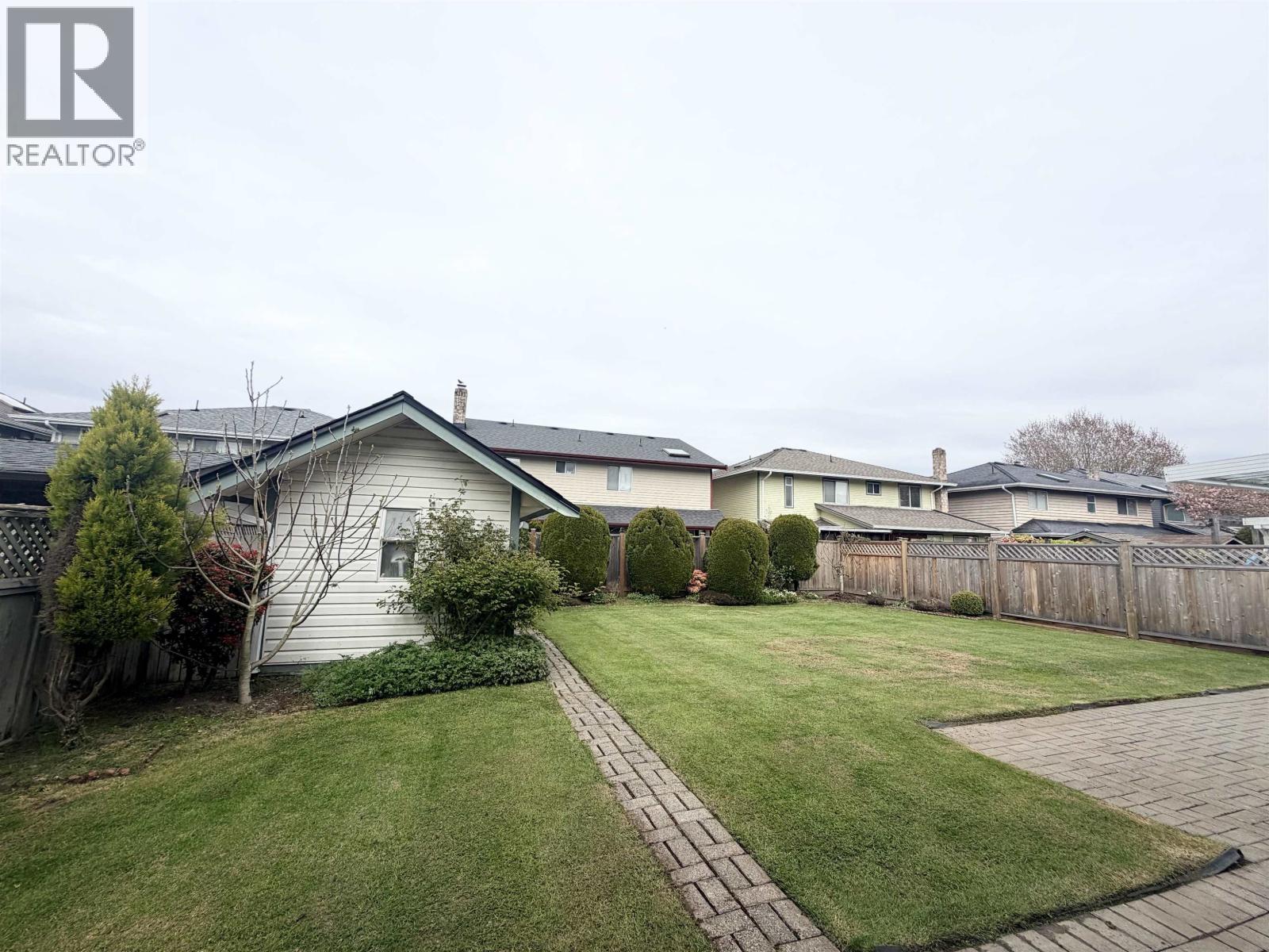 5 Bed, 4 Bath House for Sale in Richmond – 5371 MAPLE ROAD, Richmond – MLS# R3108413 - Image 21