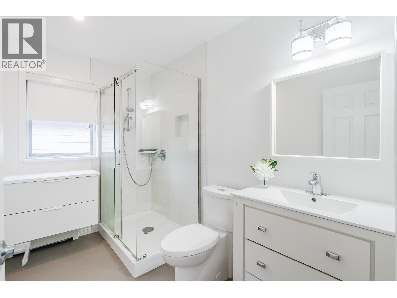 5 Bed, 4 Bath House for Sale in Richmond – 5371 MAPLE ROAD, Richmond – MLS# R3108413 - Image 18
