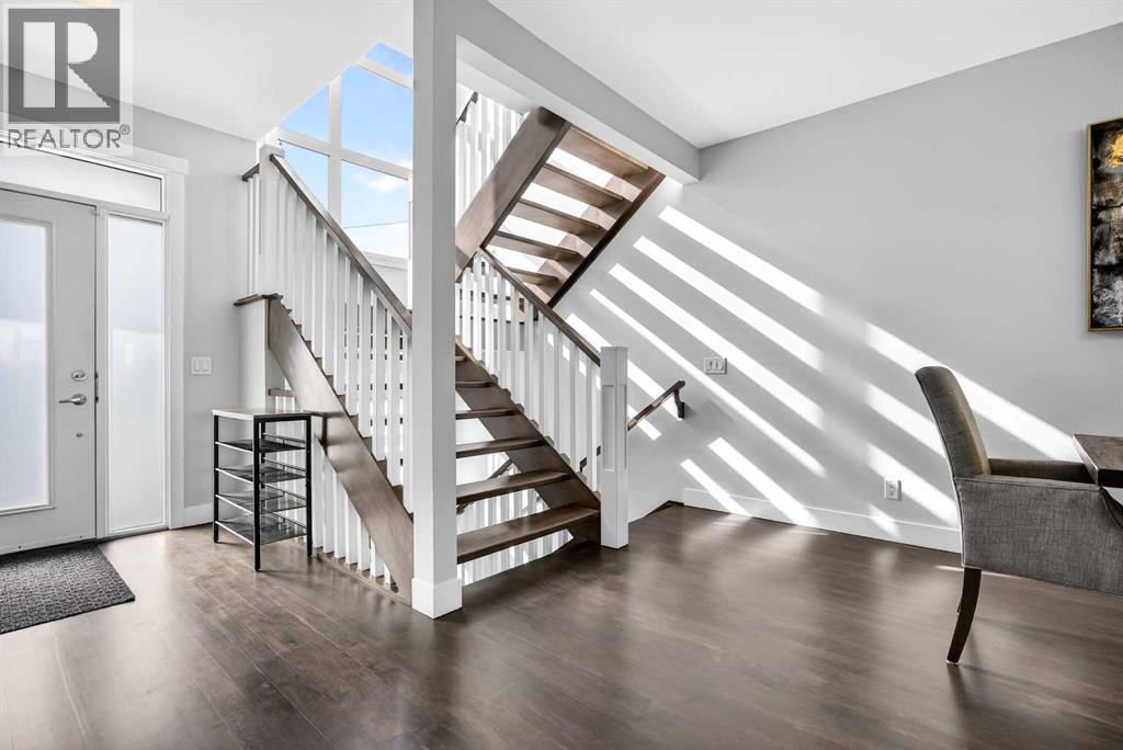 1410 21 Avenue NW - 22