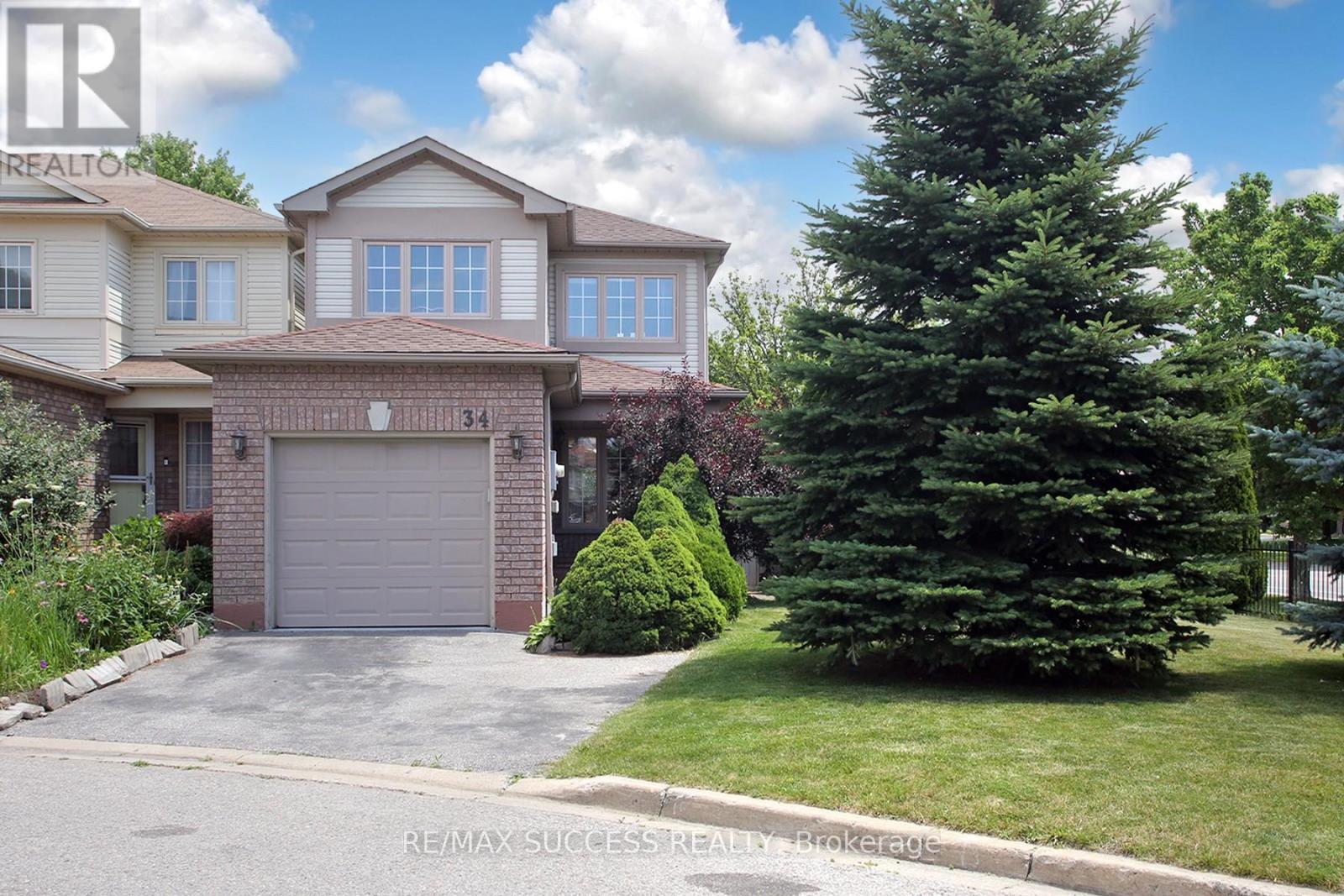 34 GREENGROVE WAY - 1