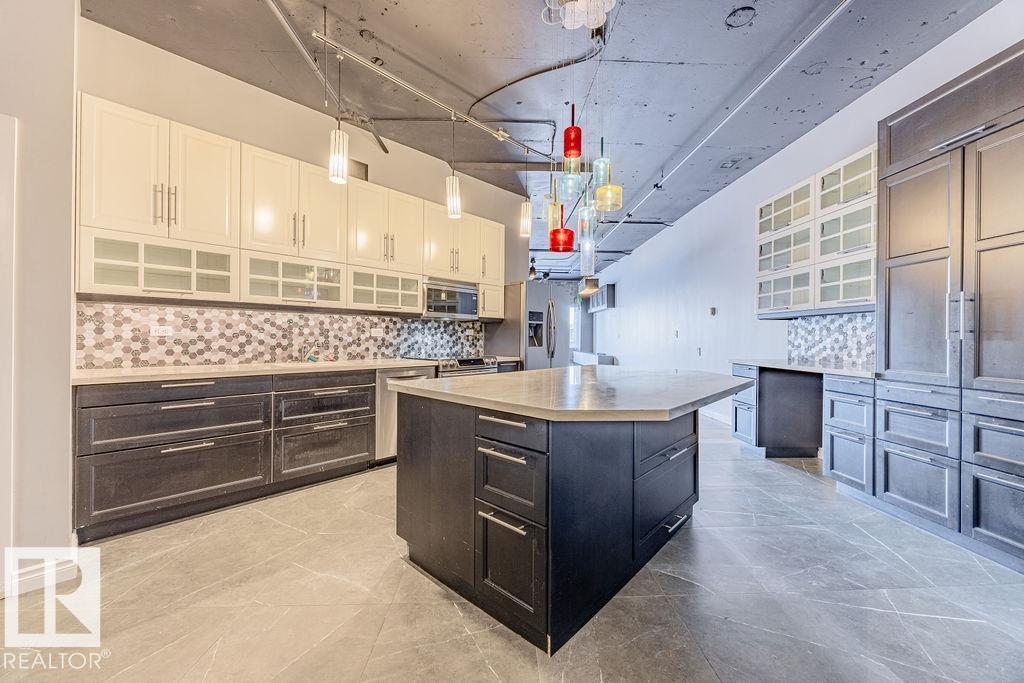 #303 10179 105 ST NW - 5