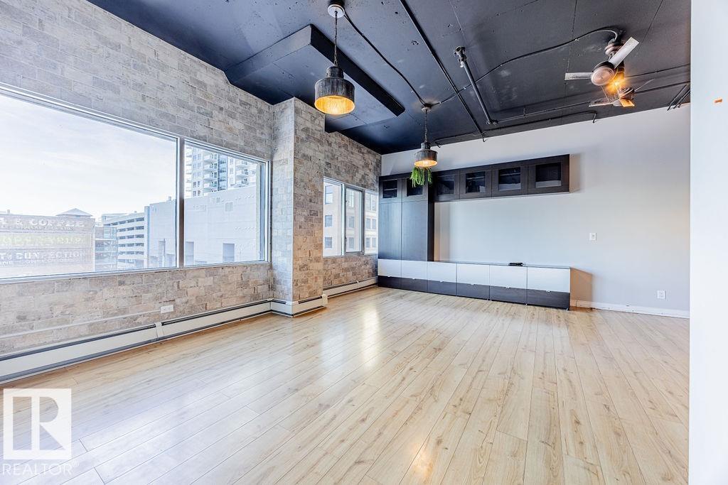 #303 10179 105 ST NW - 12