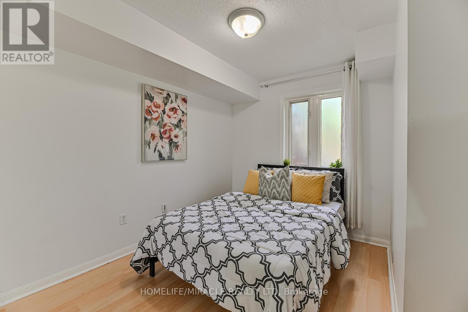 #5 4620 GUILDWOOD WAY - 20