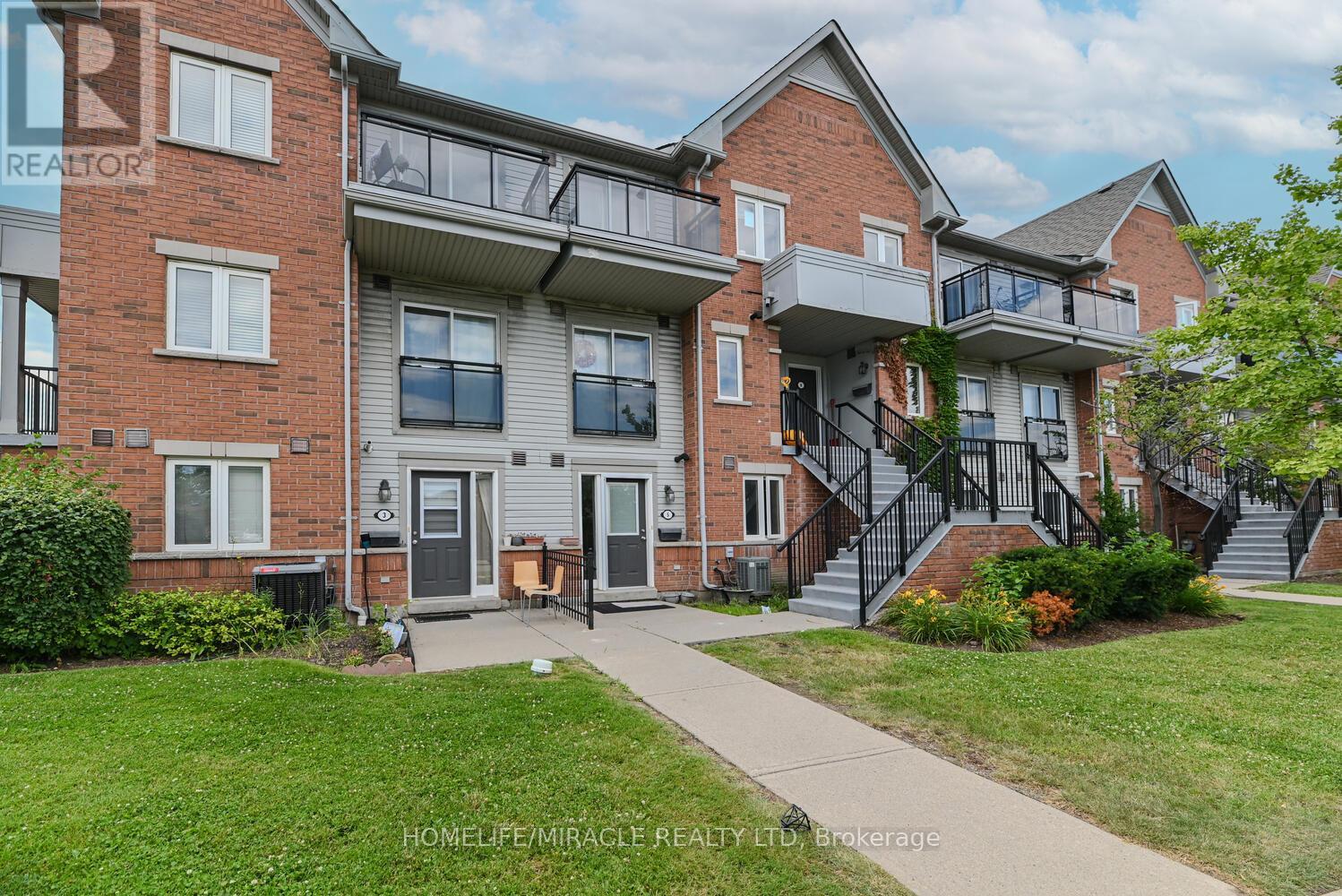 #5 4620 GUILDWOOD WAY - 22