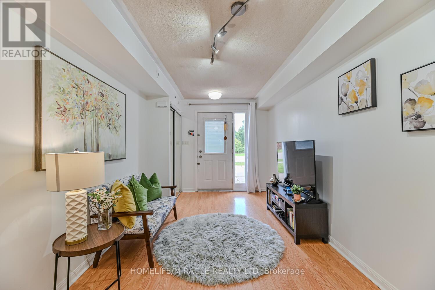 #5 4620 GUILDWOOD WAY - 7