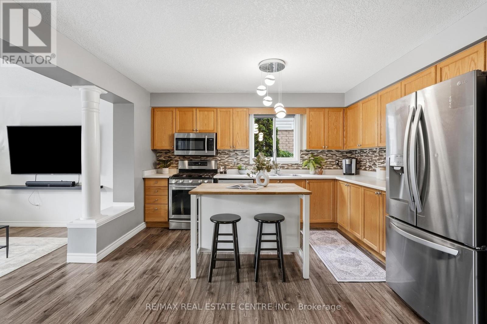 128 HOUGHTON STREET - Image 19