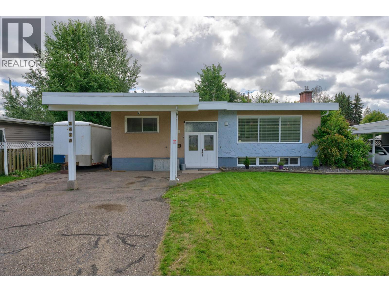 2475 HAMMOND AVENUE - 2