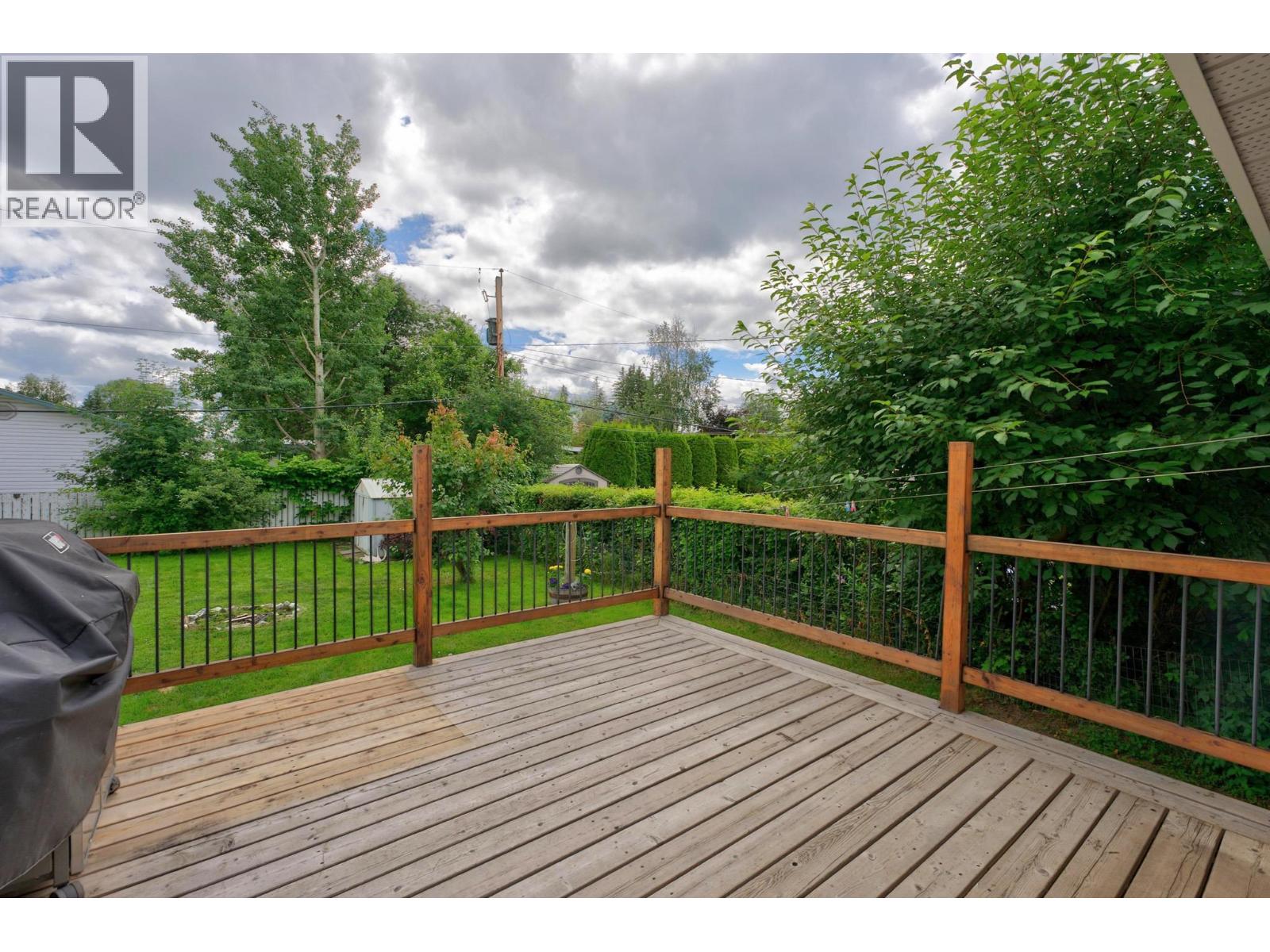 2475 HAMMOND AVENUE - 25