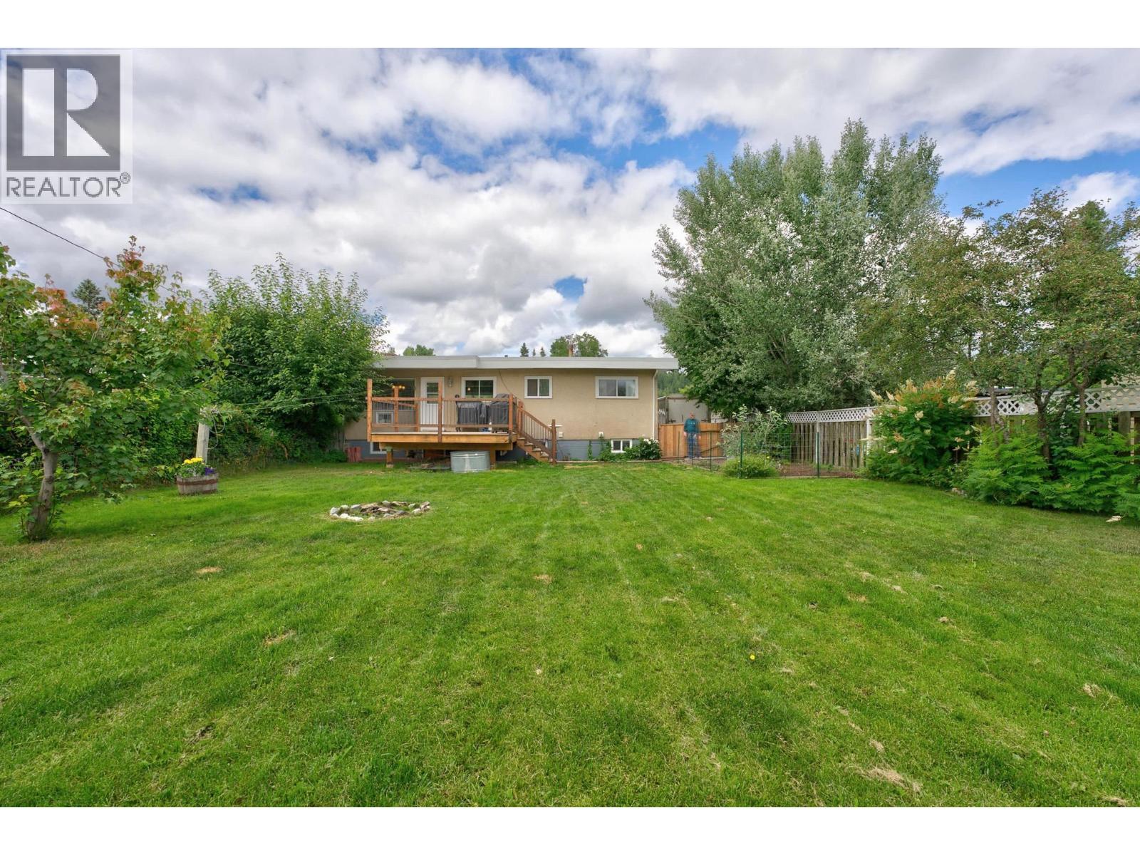 2475 HAMMOND AVENUE - 26