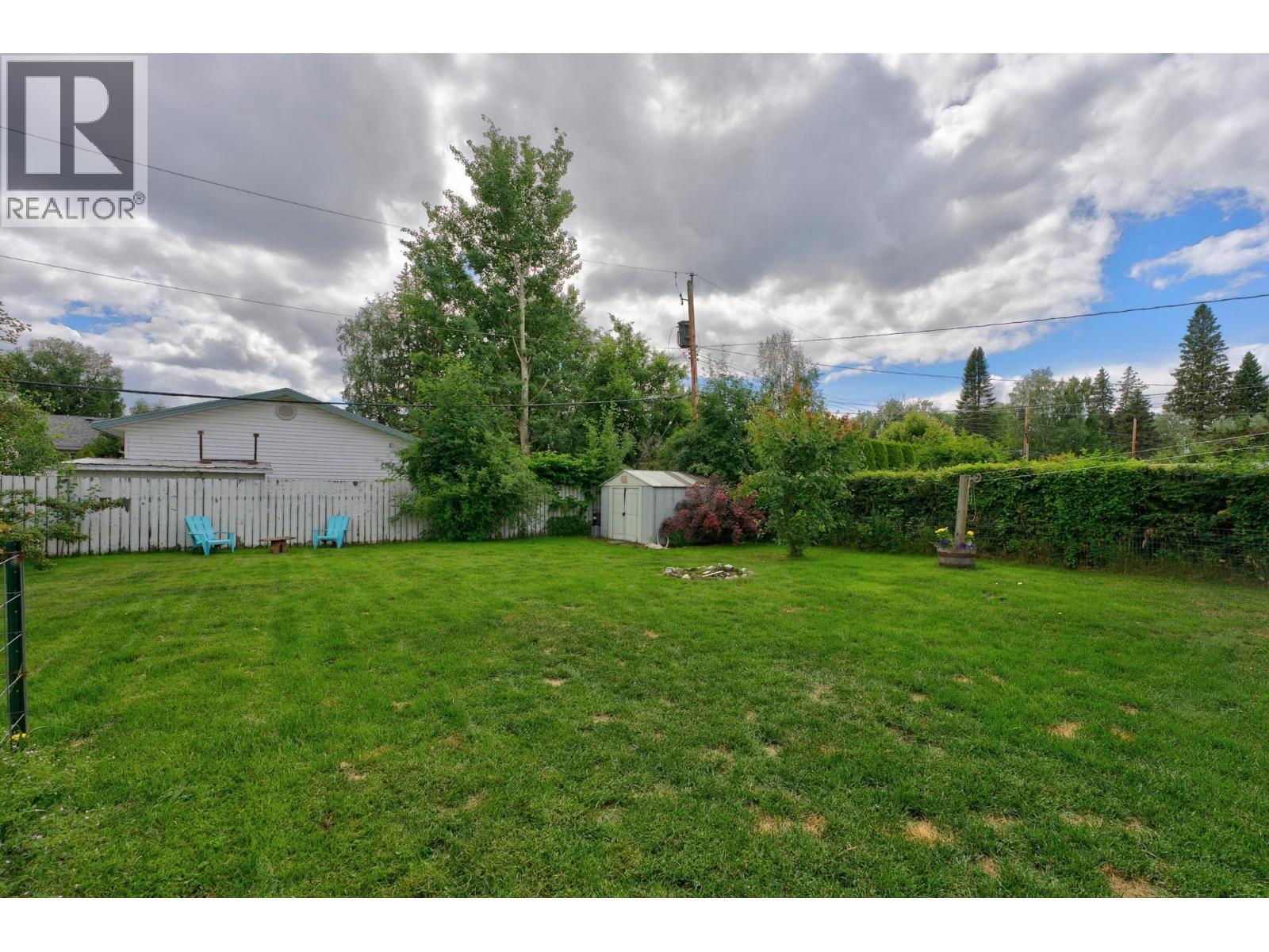 2475 HAMMOND AVENUE - 27