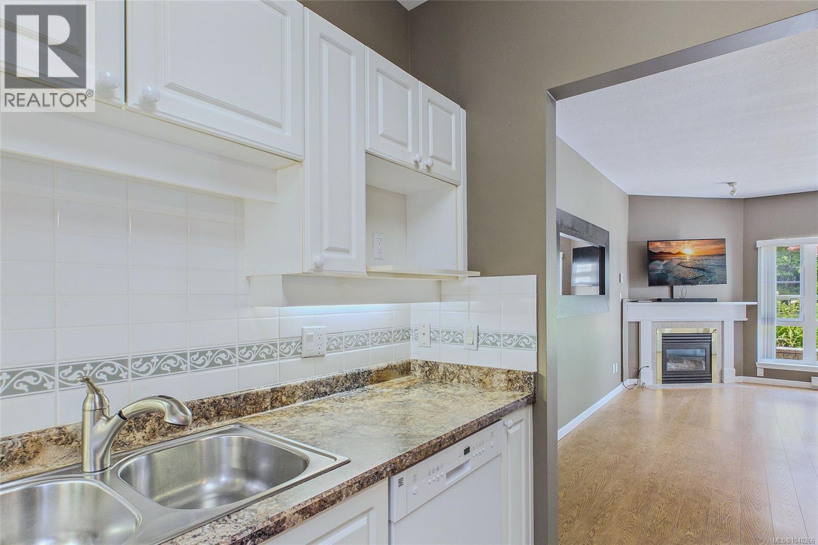#101 5650 Edgewater Lane - 5