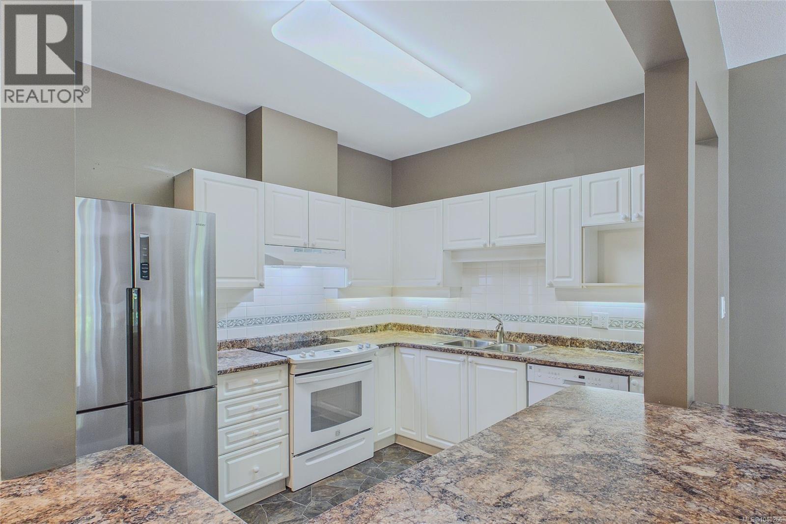 #101 5650 Edgewater Lane - 2