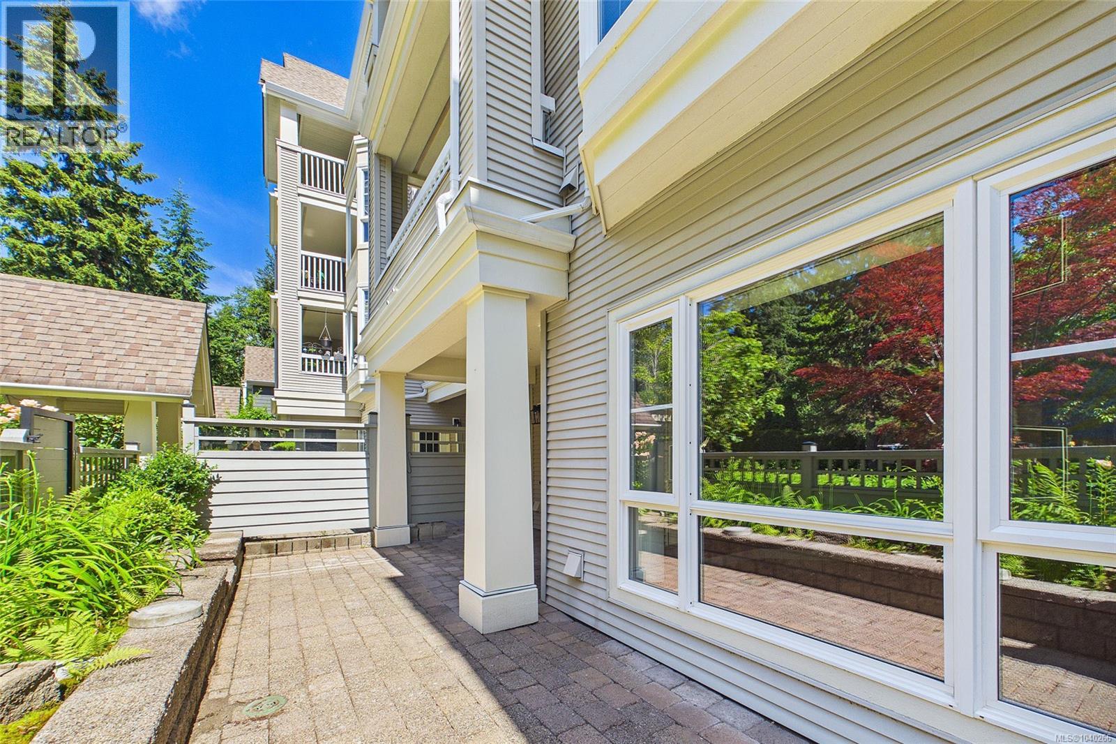 #101 5650 Edgewater Lane - Image 22
