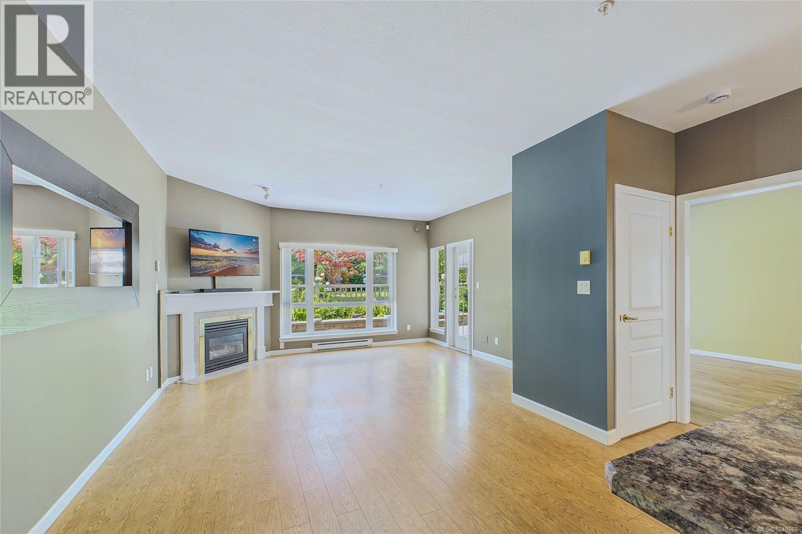 #101 5650 Edgewater Lane - Image 9