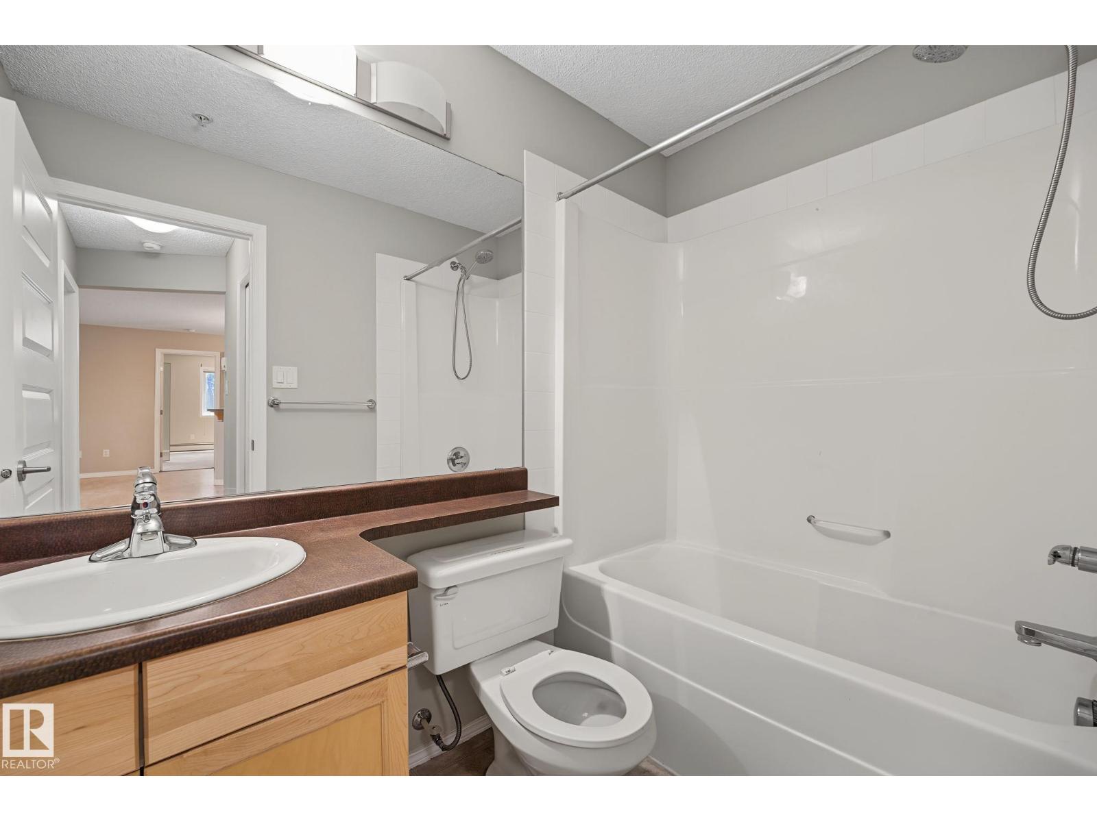 #102 646 MCALLISTER LO SW SW - 23