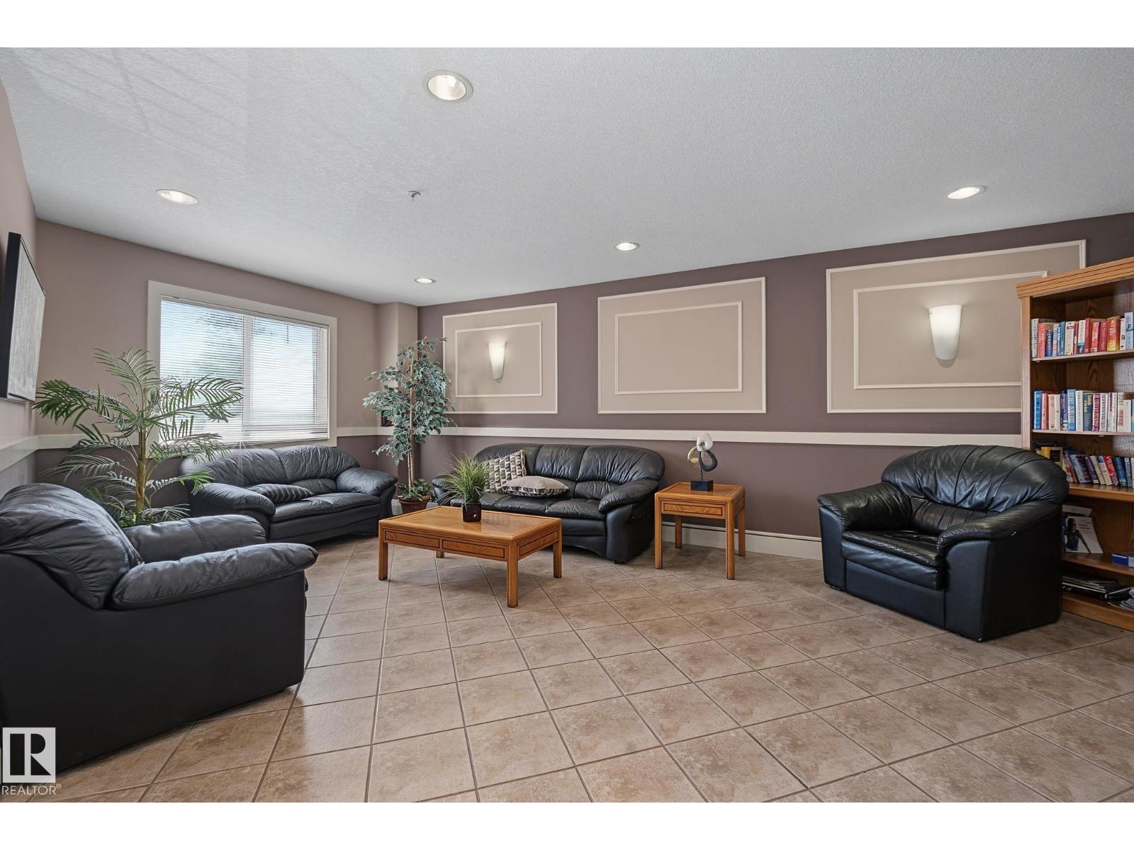 #102 646 MCALLISTER LO SW SW - 35
