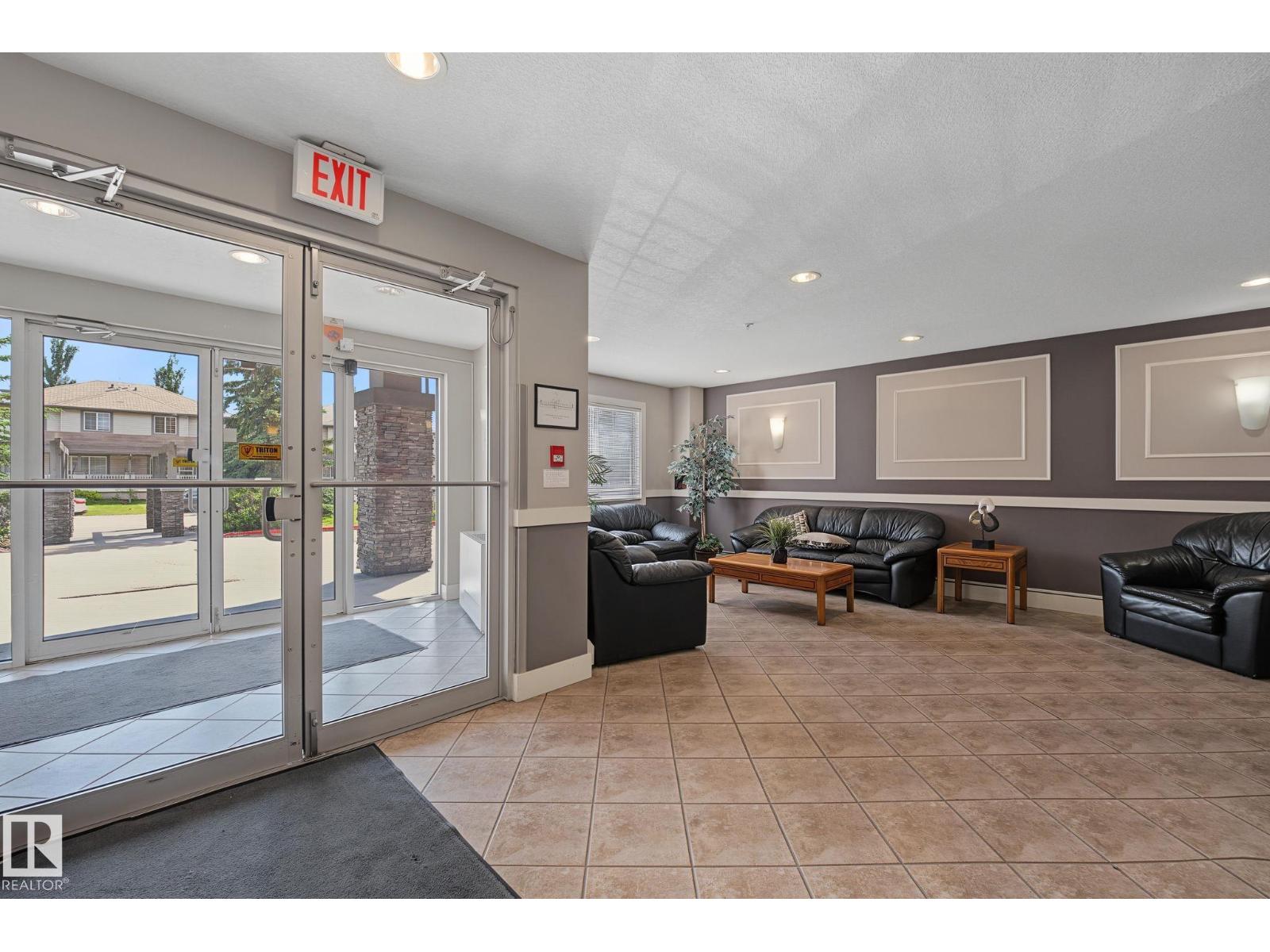 #102 646 MCALLISTER LO SW SW - 43