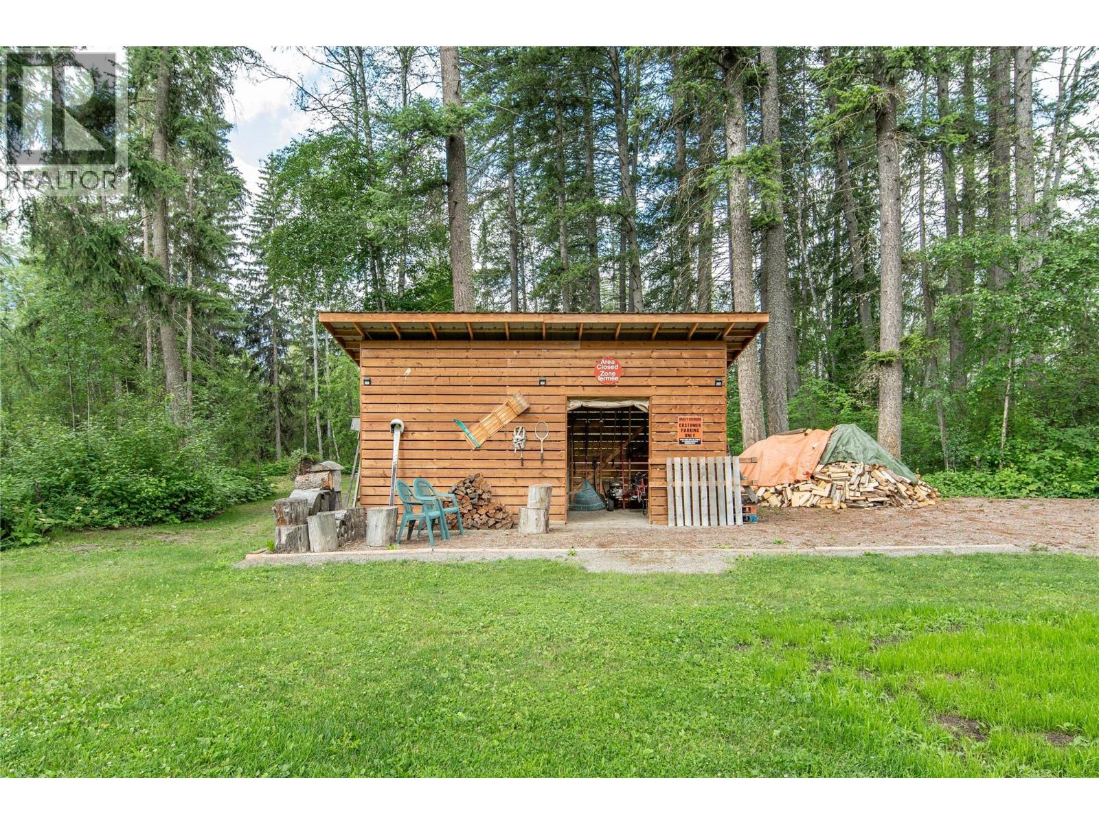 2622 95 Highway S - 34