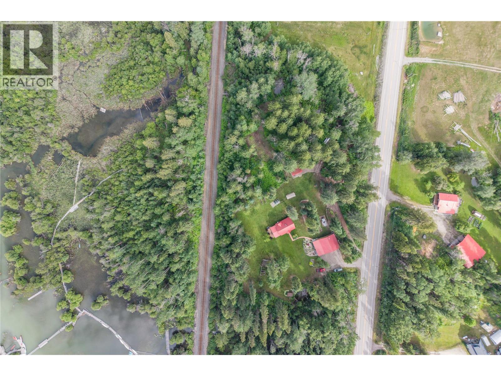 2622 95 Highway S - 43