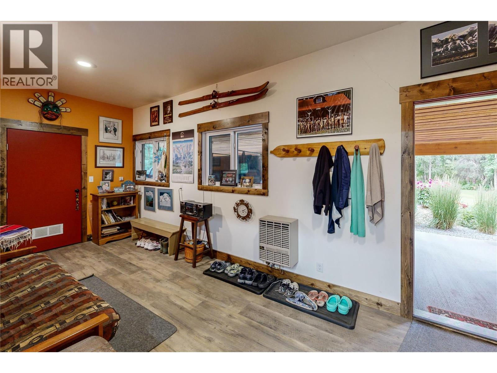 2622 95 Highway S - 29