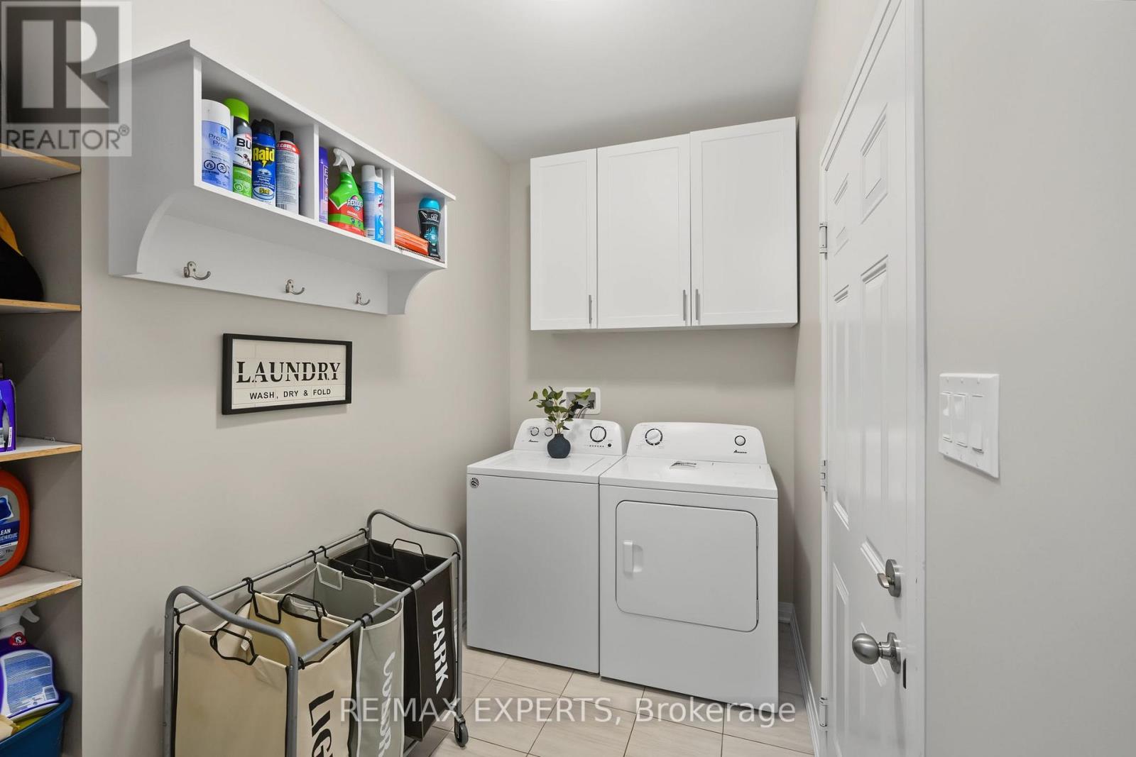 53 CASSERLEY CRESCENT - 15