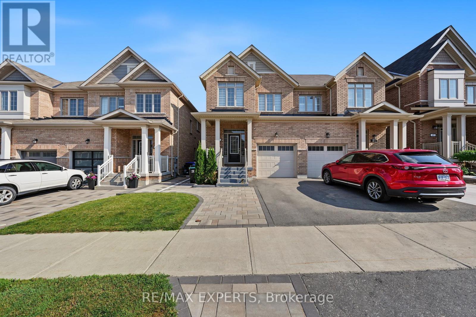 53 CASSERLEY CRESCENT - 2