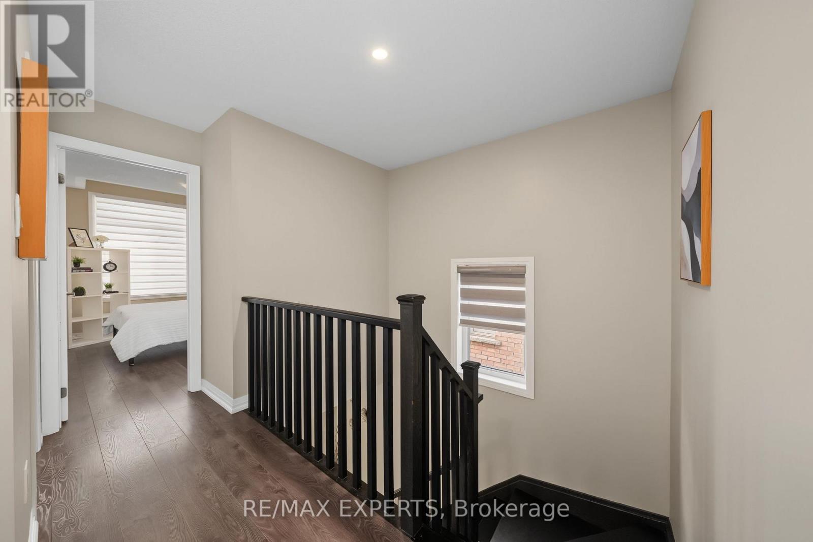 53 CASSERLEY CRESCENT - 26