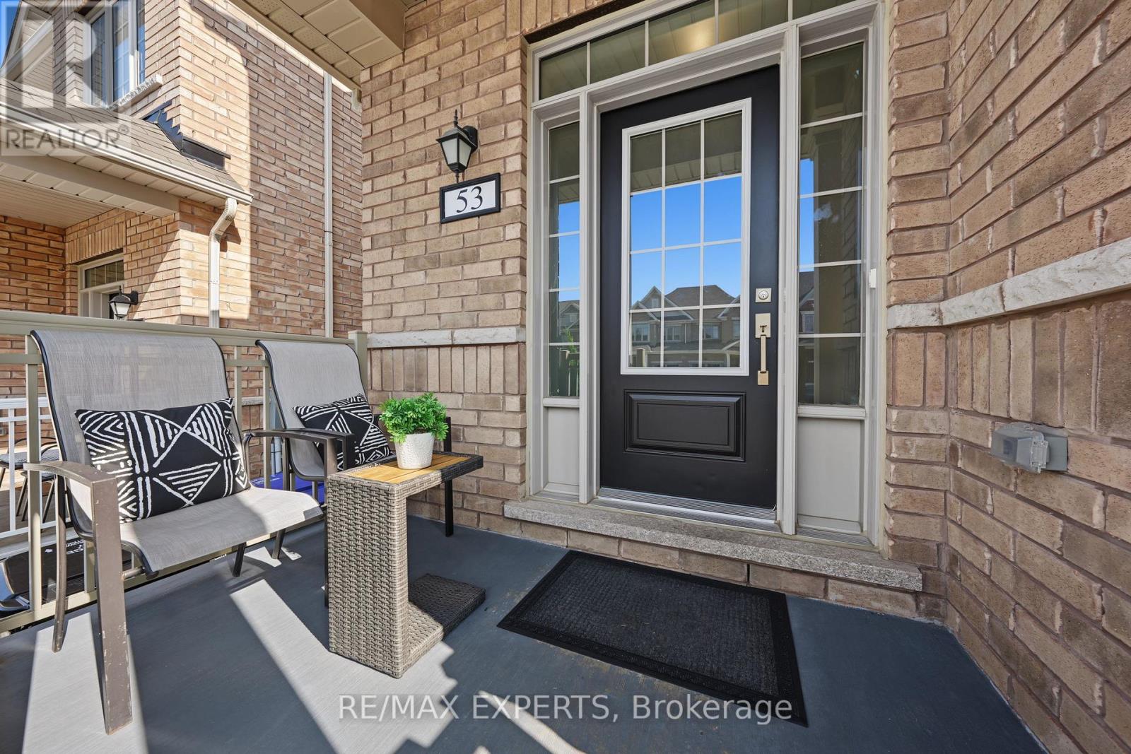 53 CASSERLEY CRESCENT - 5