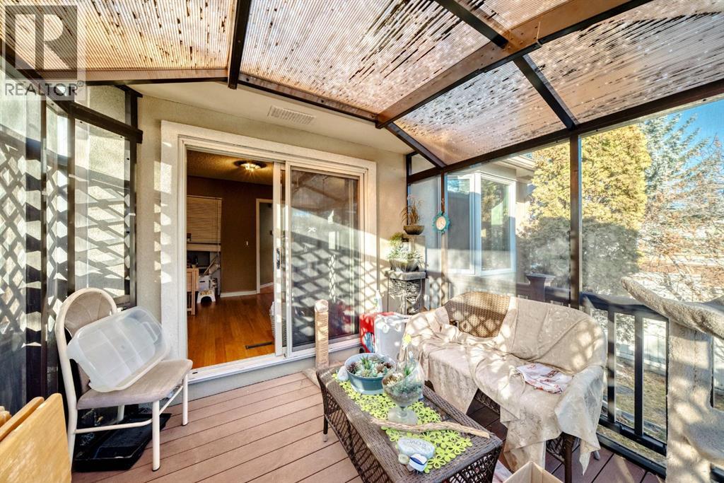 274 Templeview Way NE - 19