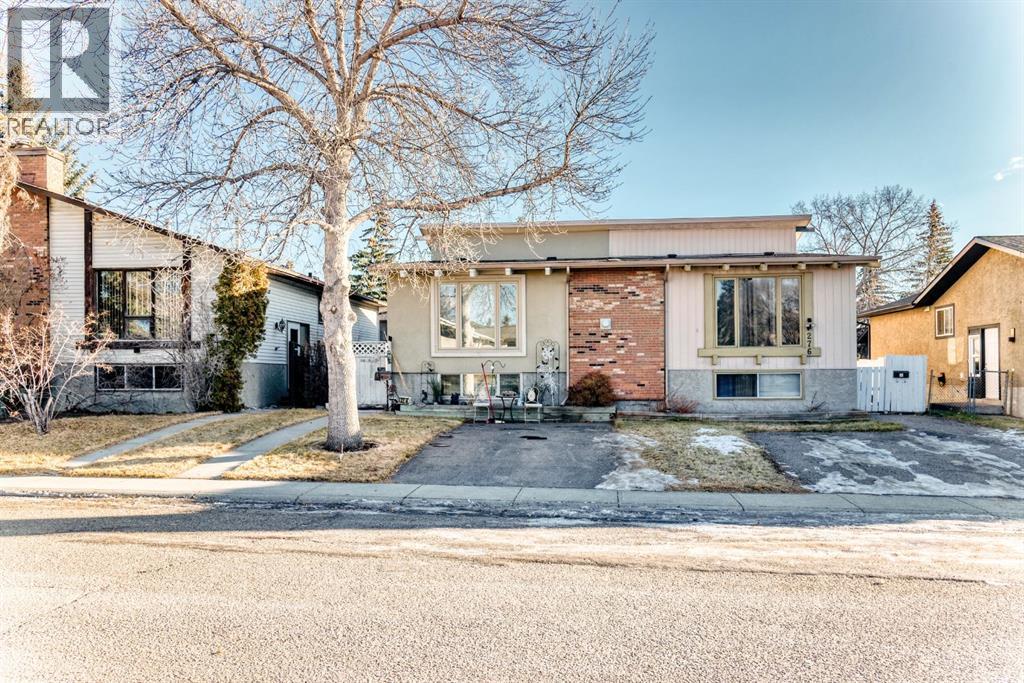 274 Templeview Way NE - 2