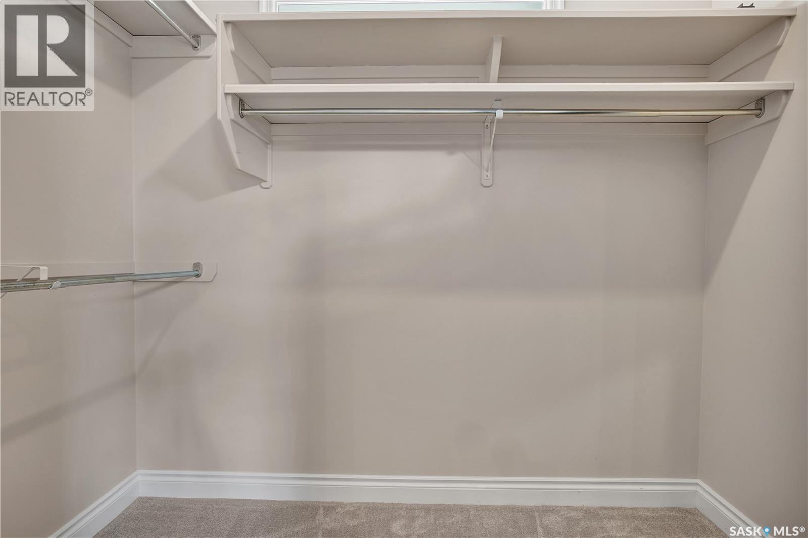 218 Horlick CRESCENT - 21