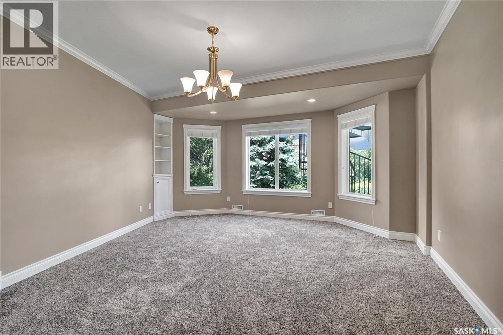 218 Horlick CRESCENT - 34