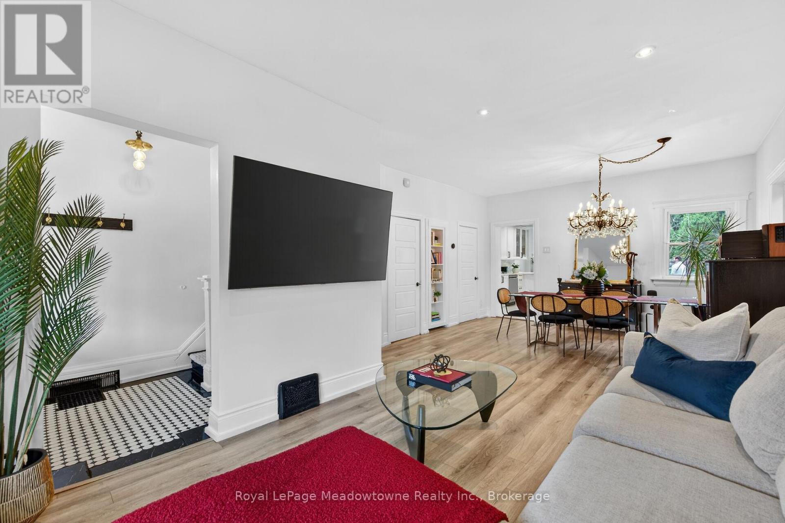 216 MAPLEWOOD AVENUE - 10