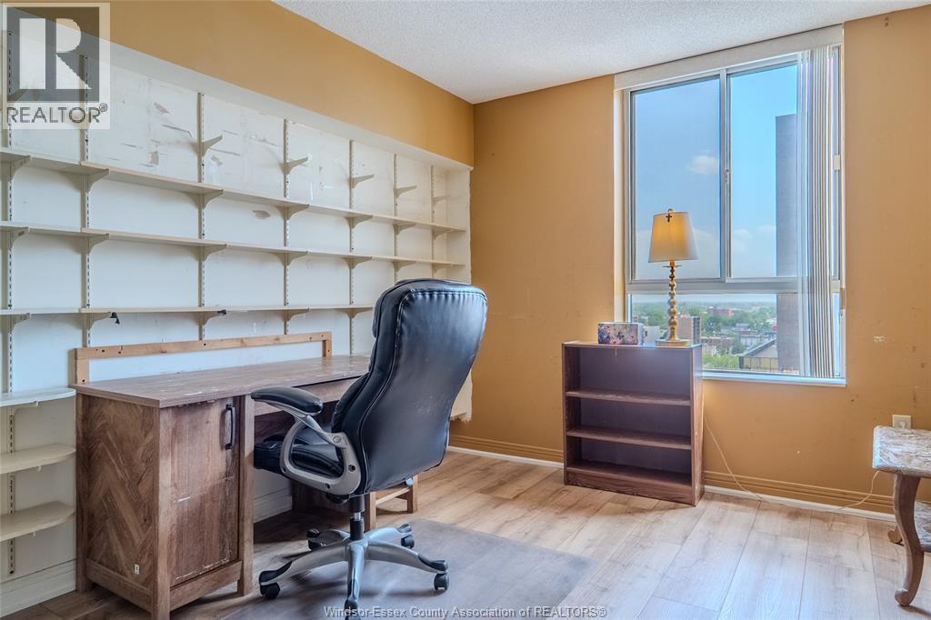 #1609 75 RIVERSIDE DRIVE E - 22
