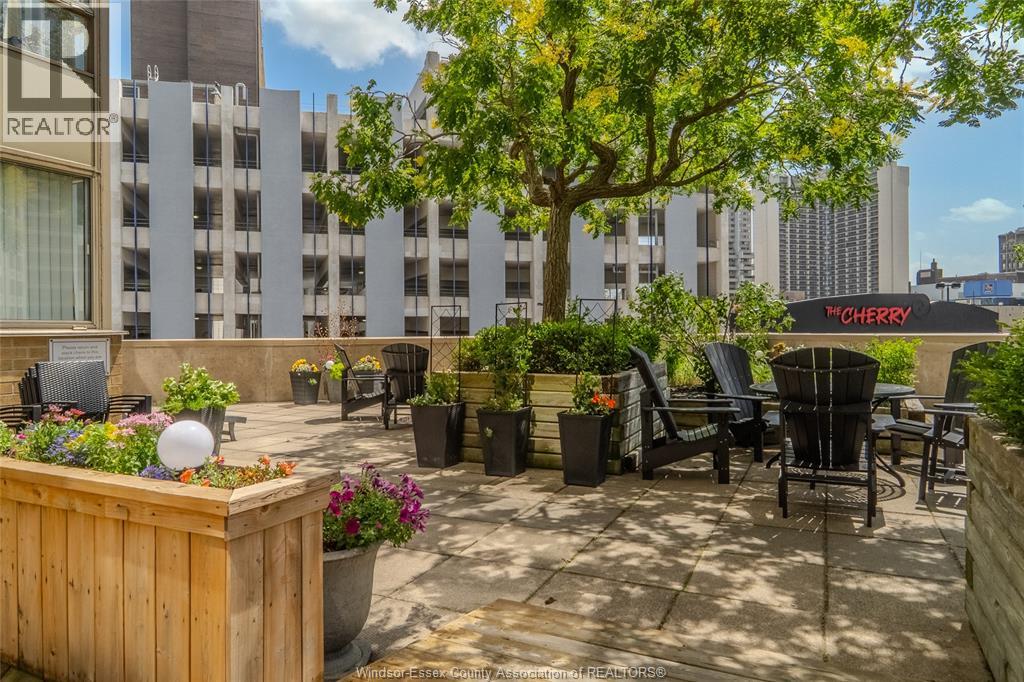 #1609 75 RIVERSIDE DRIVE E - 29