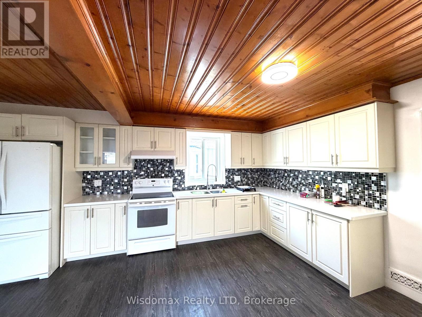 4104 MUIR AVENUE - 12