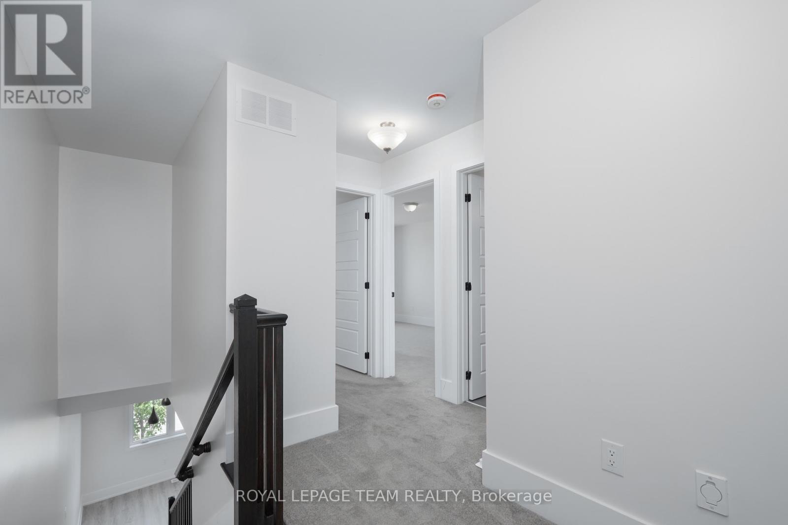 2 Bed, 2 Bath House for Sale in Ottawa – 168 PICTOU CRESCENT, Ottawa – MLS# X13524334 - Image 20